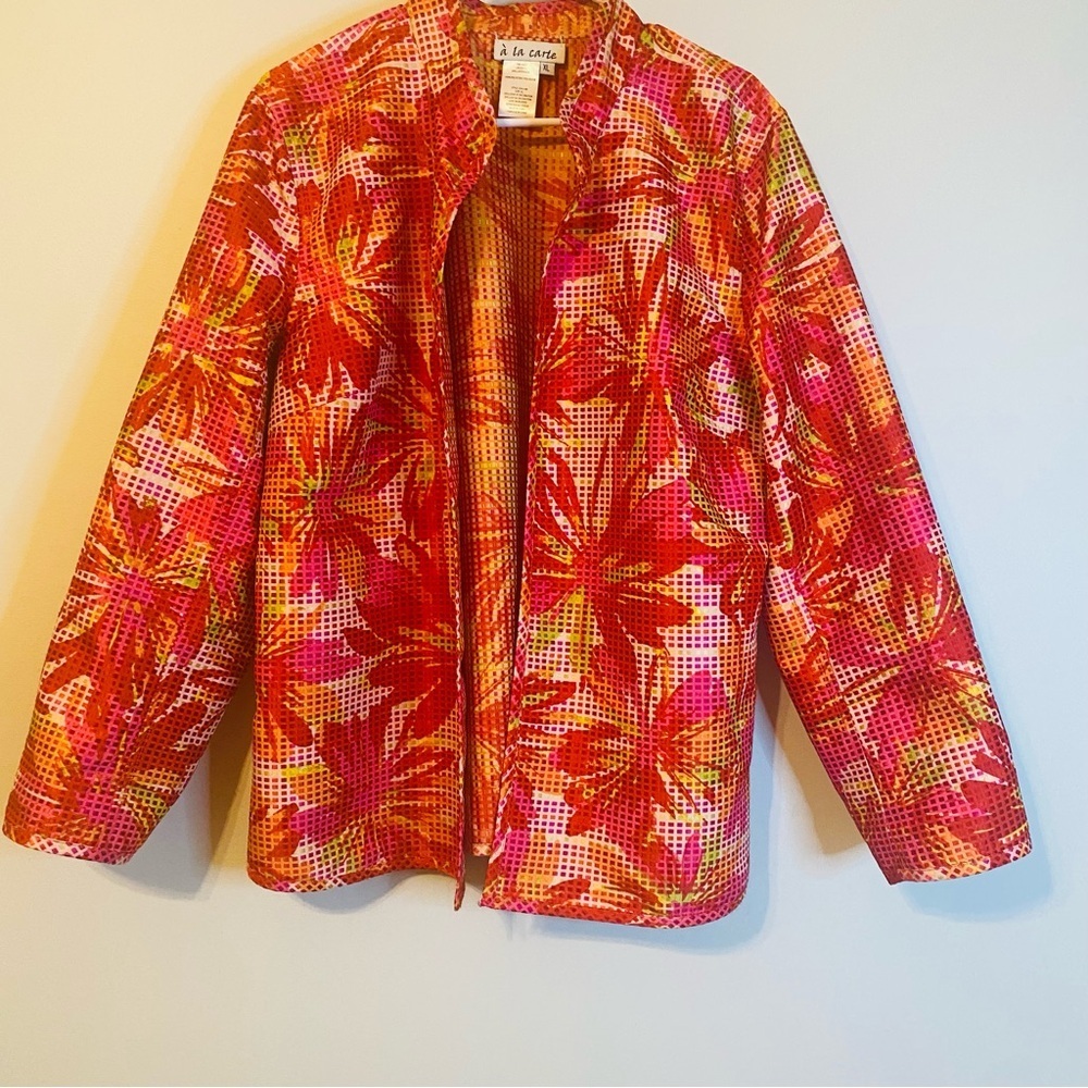 Vibrant Floral Blazer in Red-Pink-Orange by A La Carte XL - Picture 2 of 8